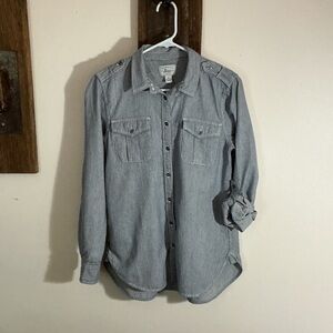 G.H. Bass & Co. Women’s Blue Pinstripe Button Down Shirt